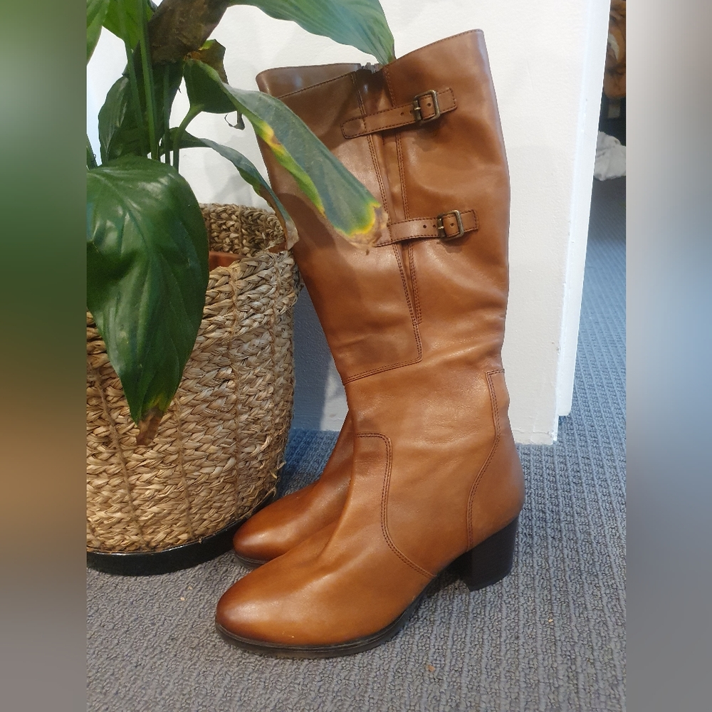 Sandler Leather Knee High Boots - Picture 3 of 6